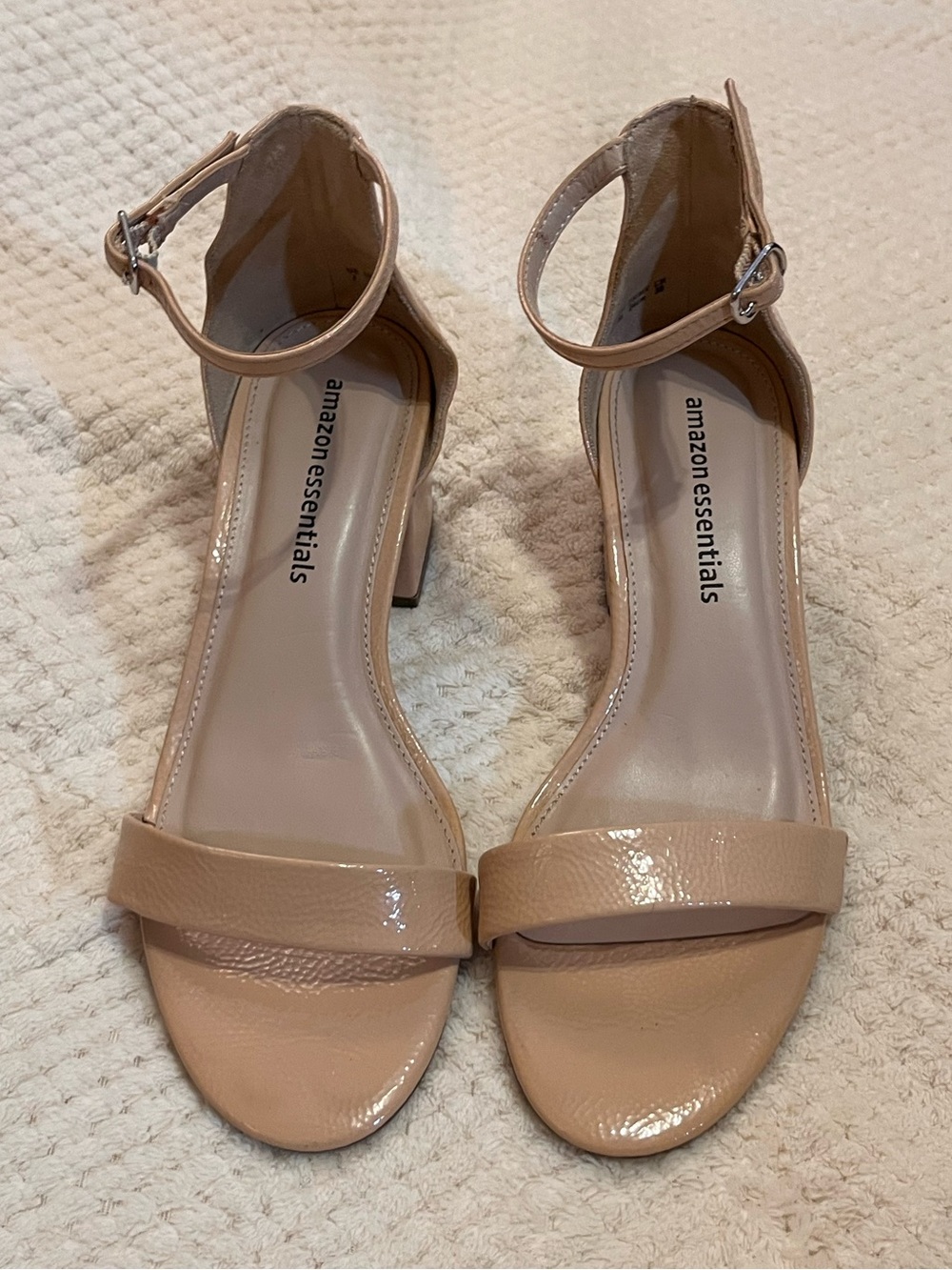 Amazon Essentials Nude Patent Ankle-Strap Block Heel Sandals